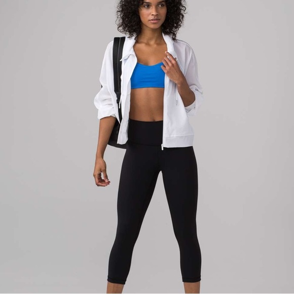 Lululemon Free To Be Bra. - Picture 4 of 7